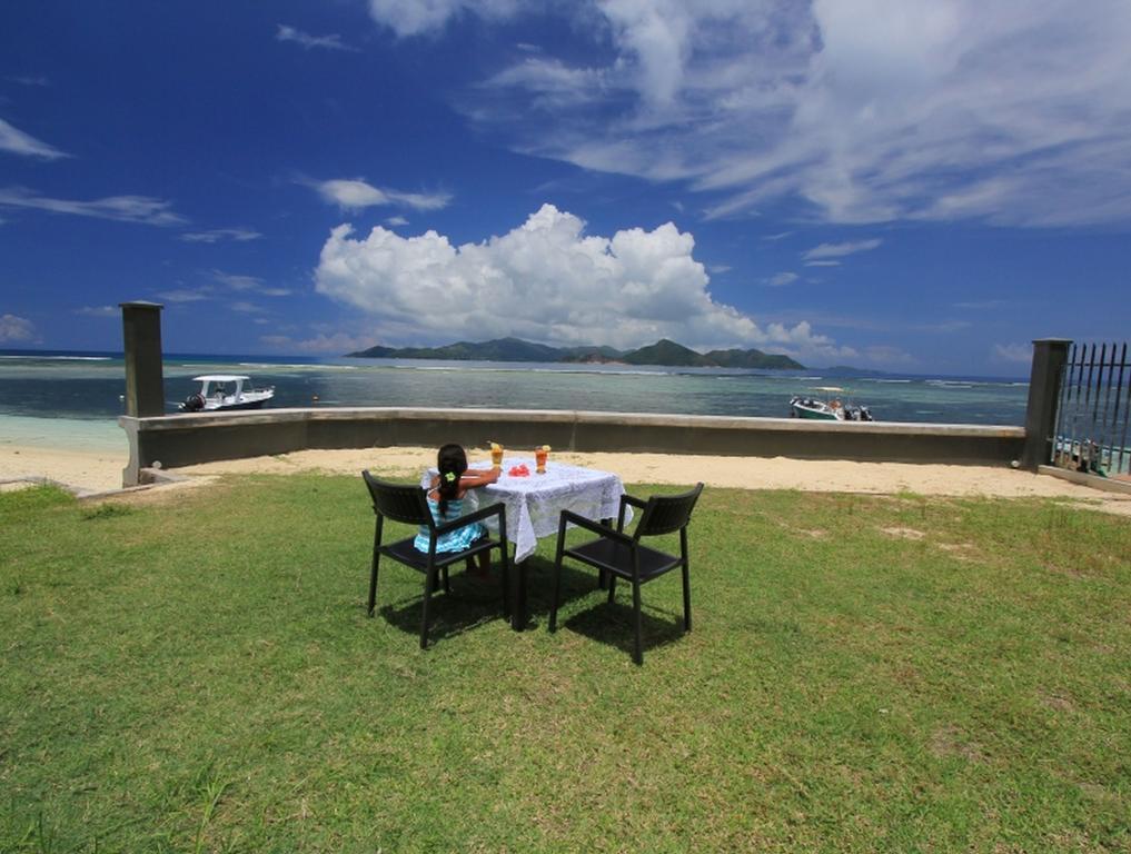 Marie-France Beach Front Apartments La Digue Habitación foto